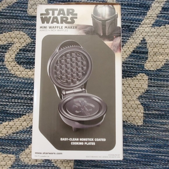 Star Wars Mini Waffle Maker, NIB, - Picture 4 of 7